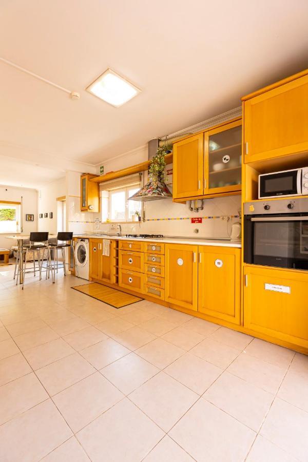Хостел Pineapple Surf House Атоґія-да-Балея Екстер'єр фото
