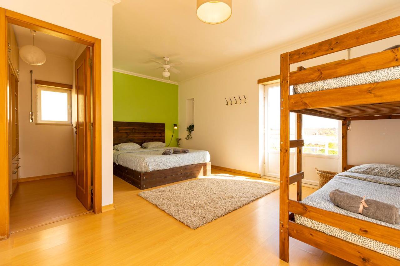 Хостел Pineapple Surf House Атоґія-да-Балея Екстер'єр фото